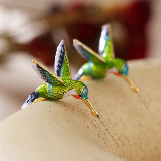 Cute Hummingbird Modelling Oil Drip Ear Stud
